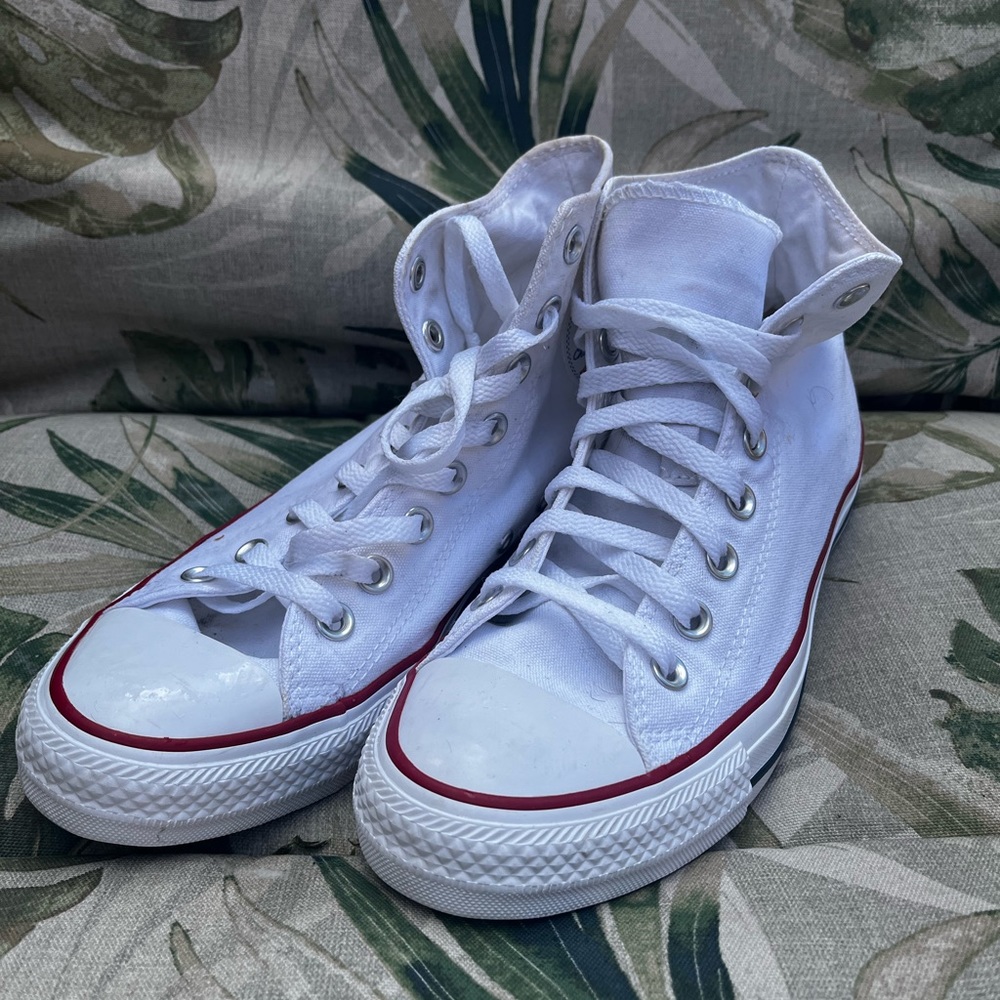 Converse white high top sz 9w 7m